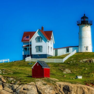 Fängslande utsikt: Cliff House i Cape Neddick, Maine toppar listan över unika hotell i USA