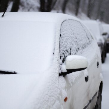 Svårt vinterväder påverkar miljontals människor över hela USA